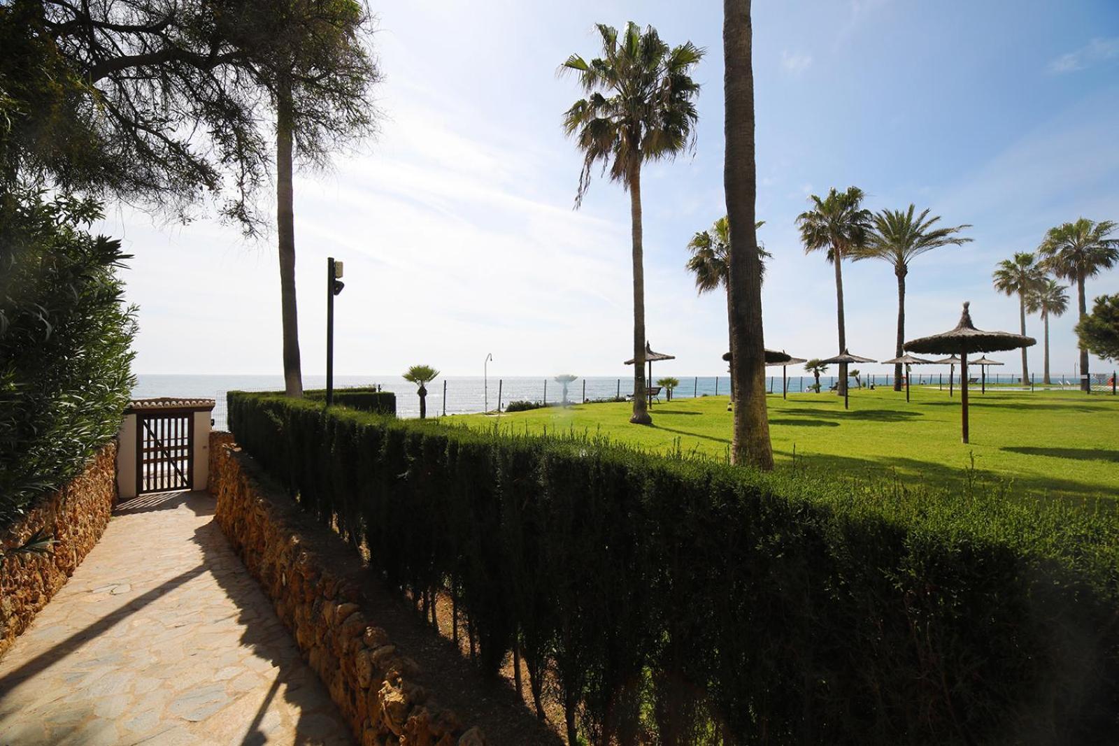 Apartment Mi Capricho Sitio de Calahonda Luaran gambar