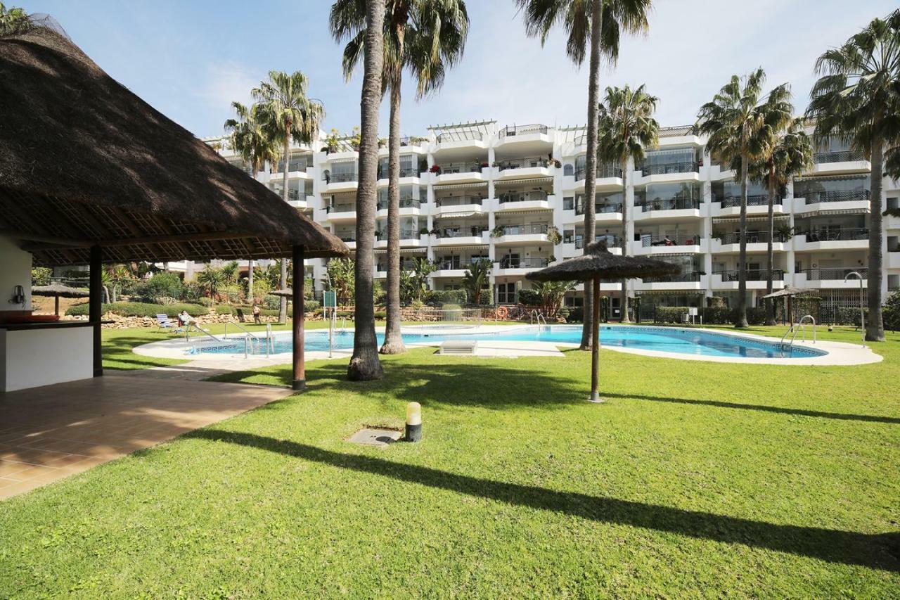 Apartment Mi Capricho Sitio de Calahonda Luaran gambar